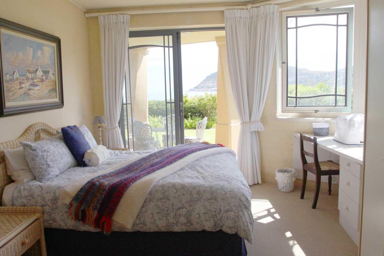 On The Beach Hout Bay Bagian luar foto