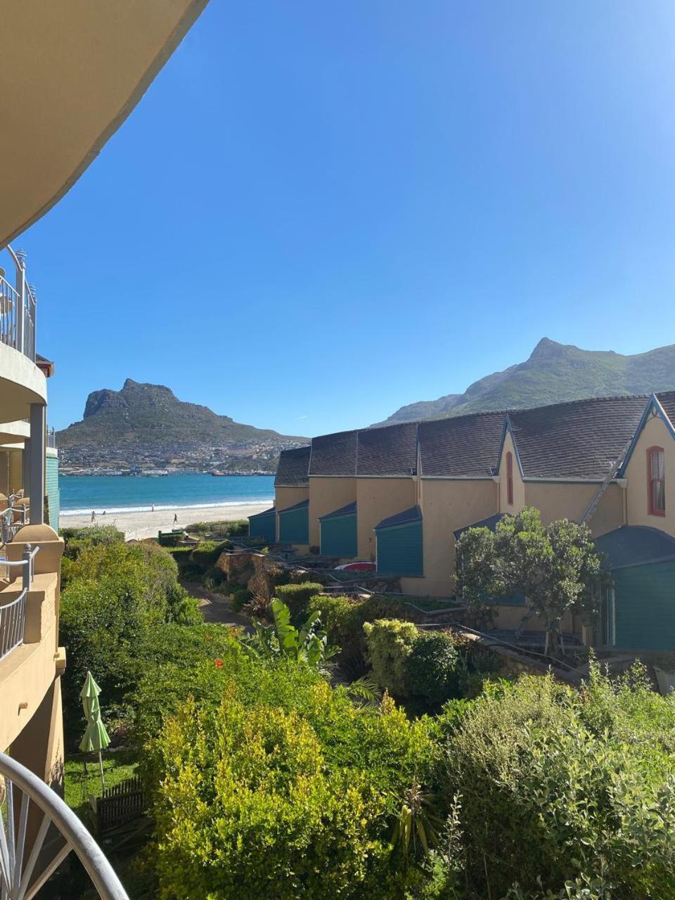 On The Beach Hout Bay Bagian luar foto