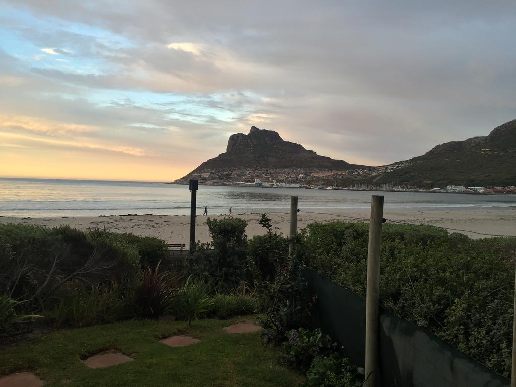 On The Beach Hout Bay Bagian luar foto